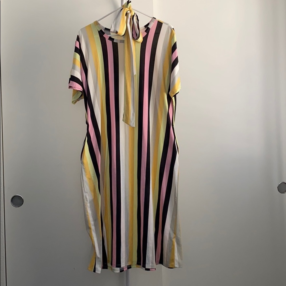 Lularoe Marley dress with multi use strap size 2XL